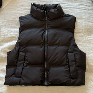 Zara Puffer Vest NWOT